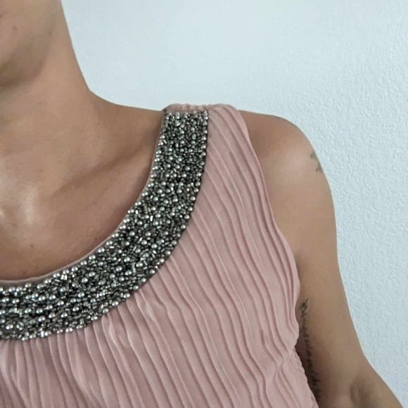 Forever 21 Dusty Rose Flowy Midi Dress. M - Picture 5 of 7